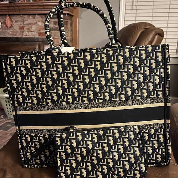 Dior Book Bag - Picture 2 of 9